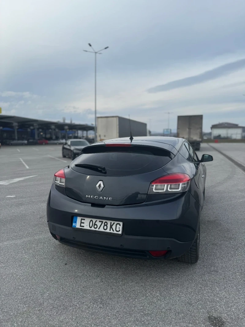 Renault Megane, снимка 3 - Автомобили и джипове - 49135877