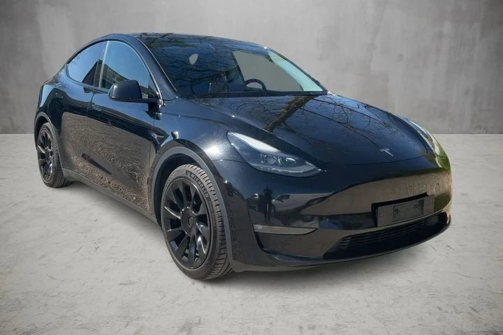 Tesla Model Y Tesla Model Y Long Range Dual Motor (4WD)