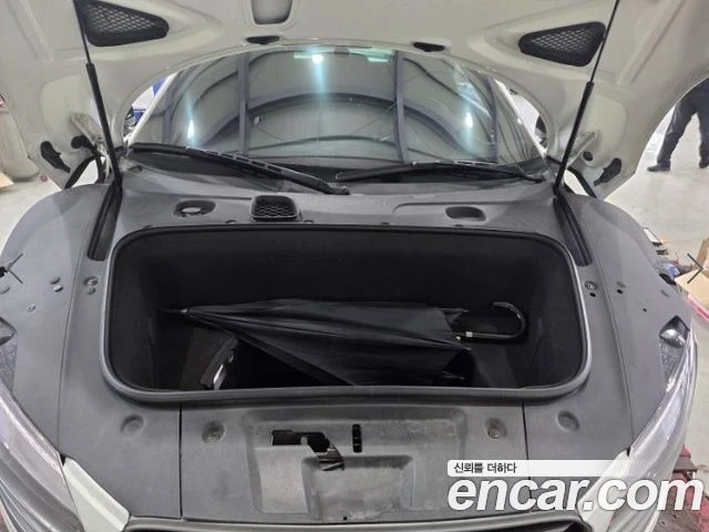 Audi R8 5.2 V10 QUATTRO S TRONIC| КАМЕРА| ПОДГРЕВ| STOCK, снимка 15 - Автомобили и джипове - 55887797