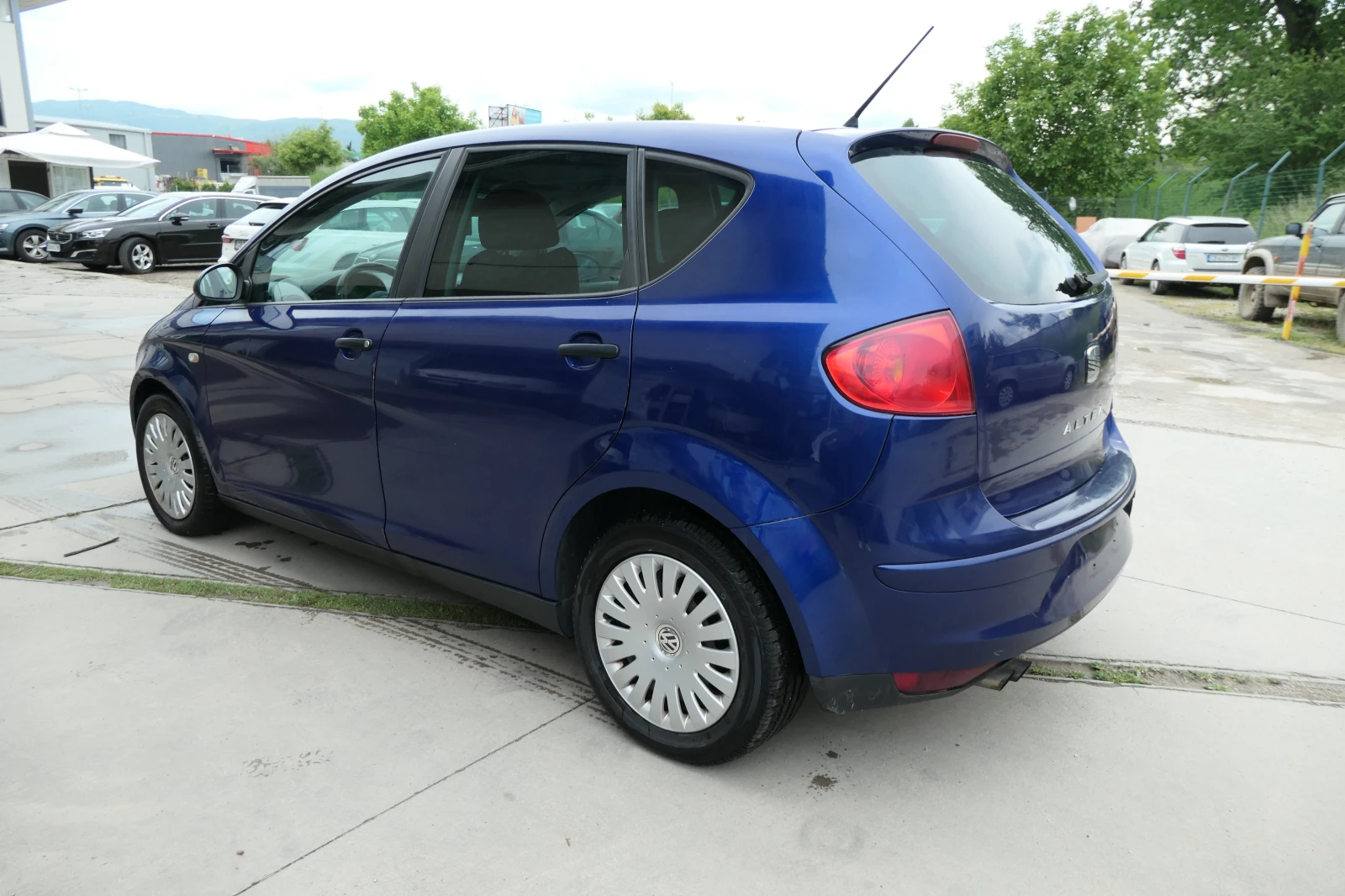 Seat Altea 1.9TDI 105кс КЛИМАТИК ЕВРО 4 - изображение 6