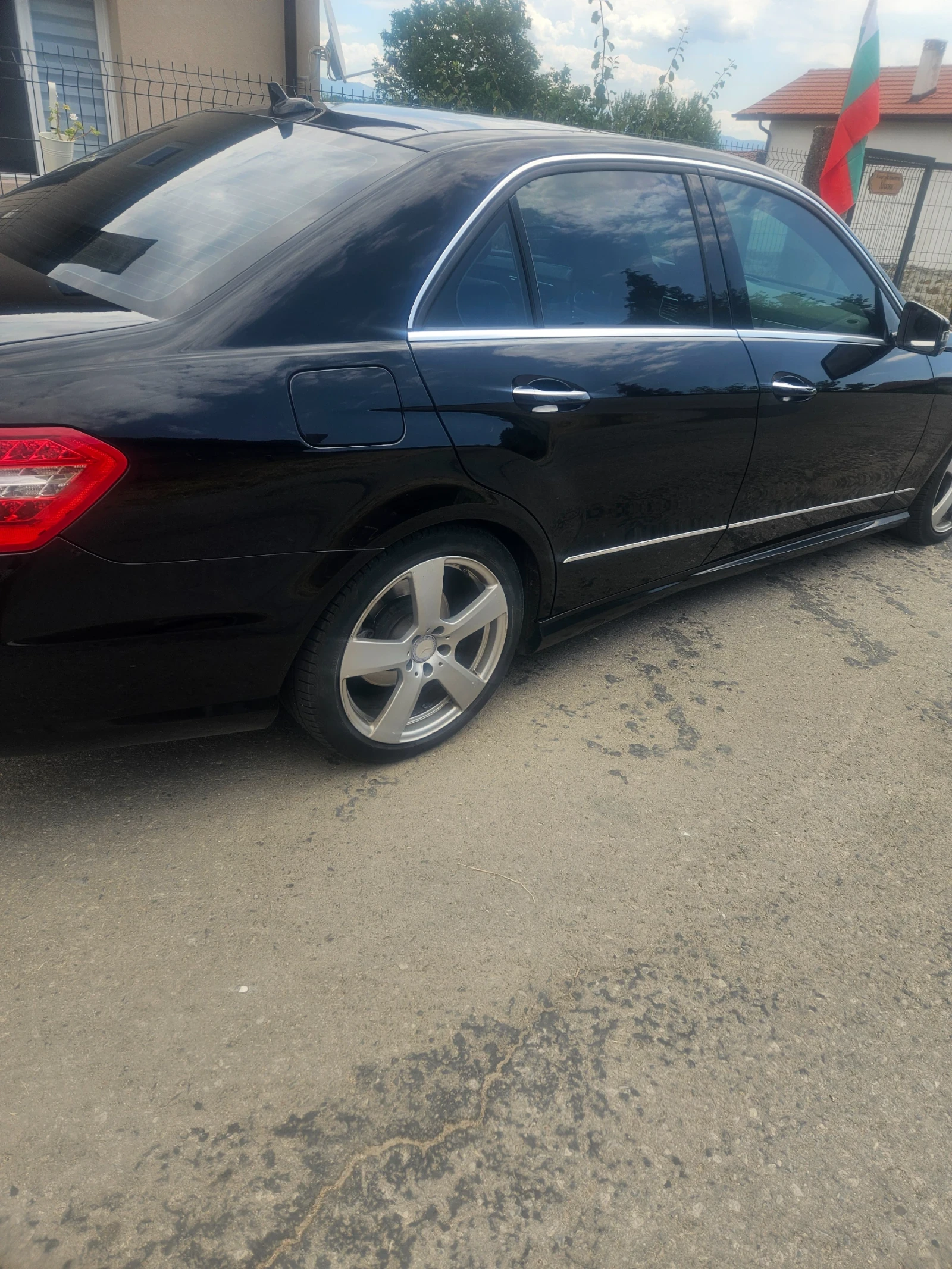 Mercedes-Benz E 350 ГАЗ, 4х4, ПАНОРАМА, 272 к.с. - изображение 3