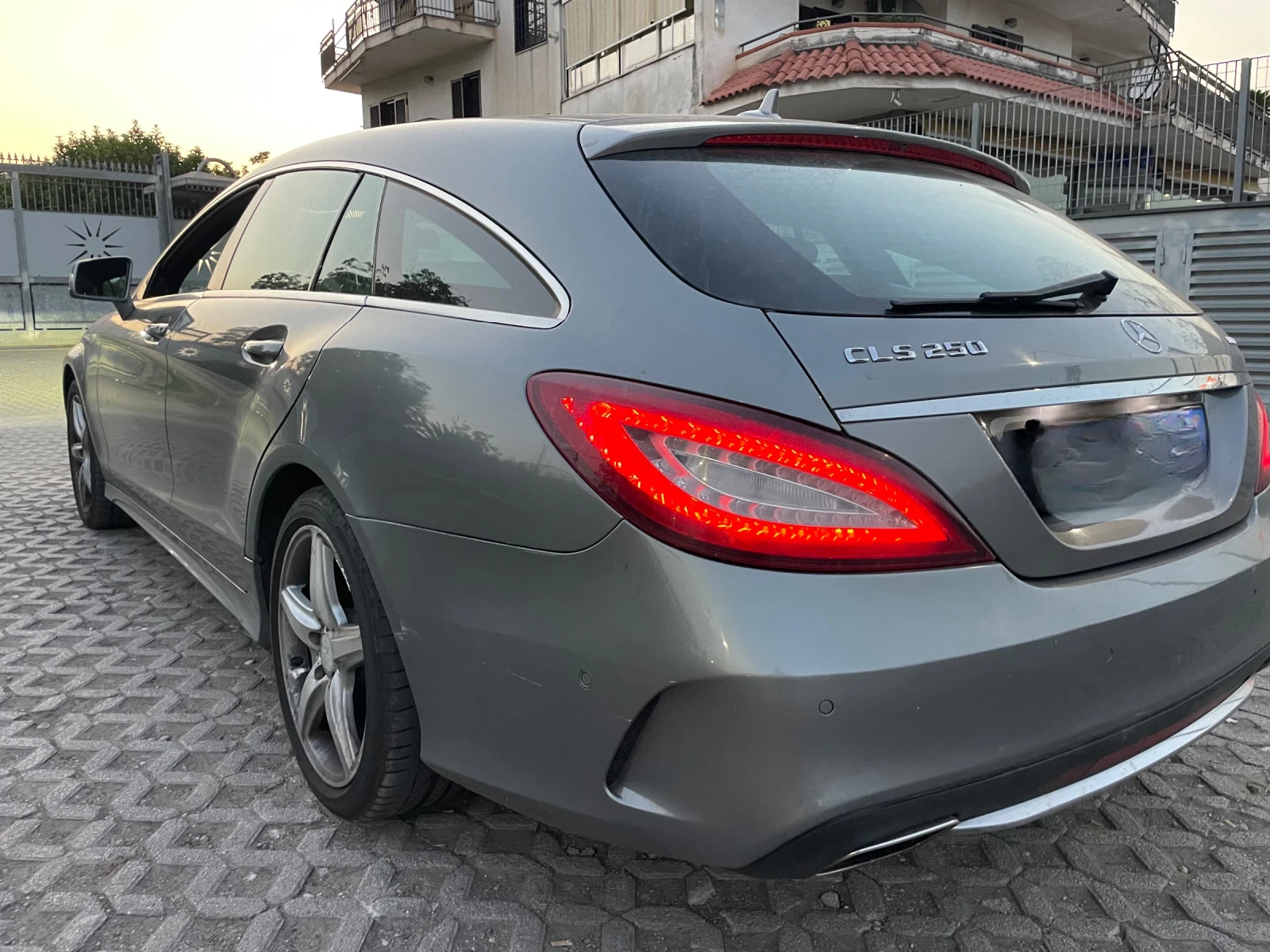 Mercedes-Benz CLS 250 d SW 4Matic Premium (150 kw) - изображение 10