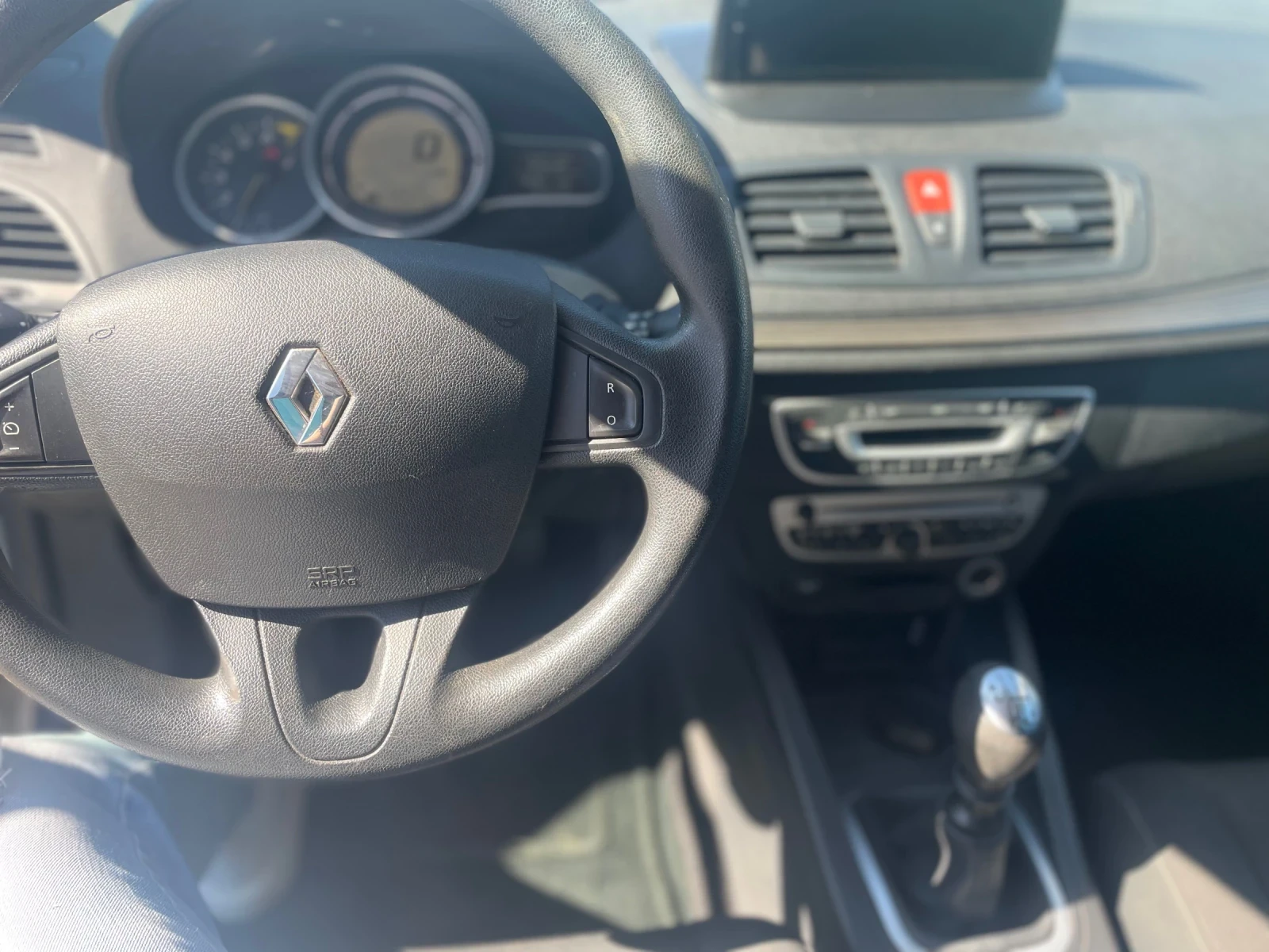 Renault Megane Газ / Нов Внос /ПРОМОЦИЯ - изображение 9