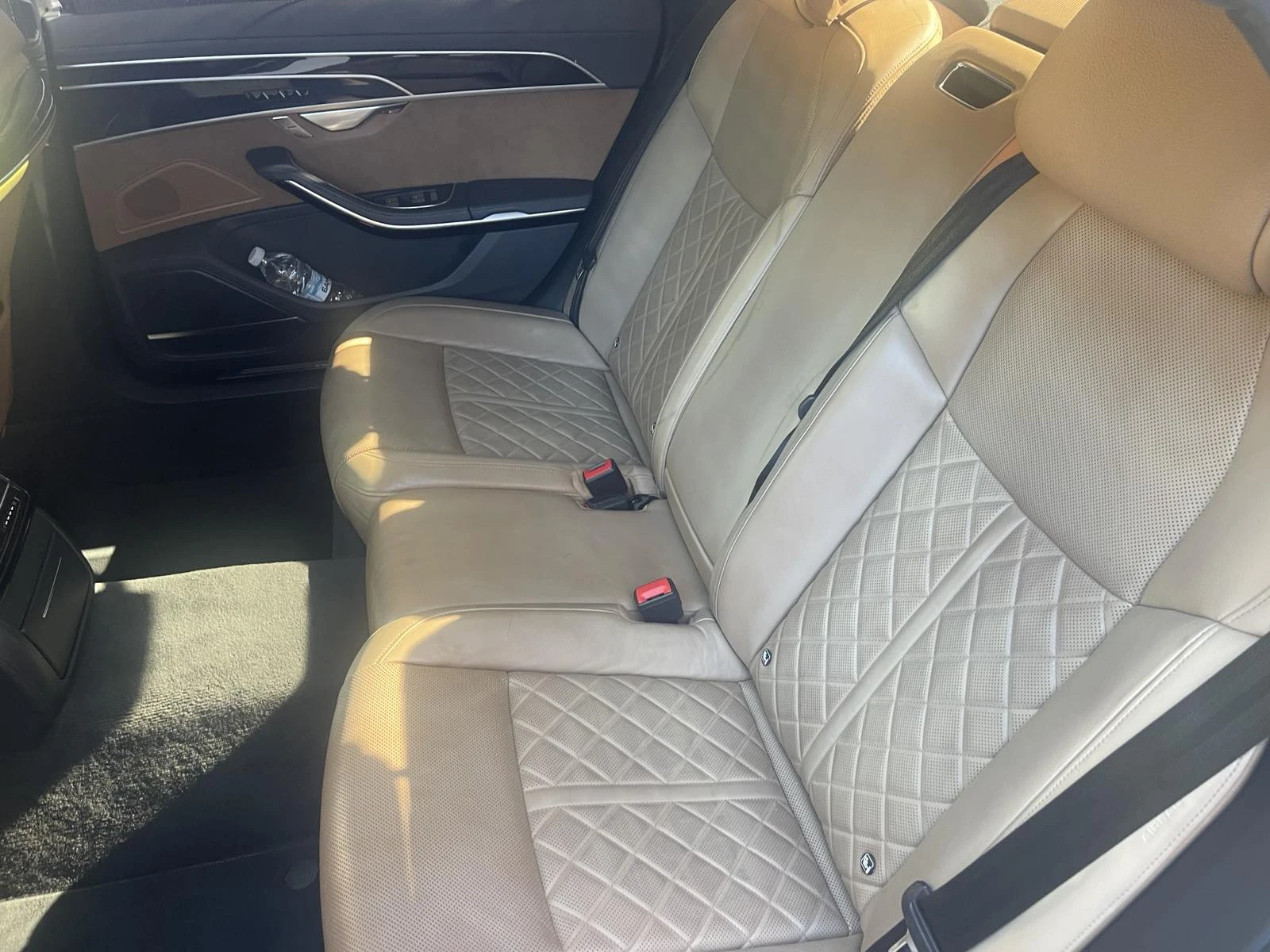 Audi A8  Audi A8 Дълга база - изображение 10