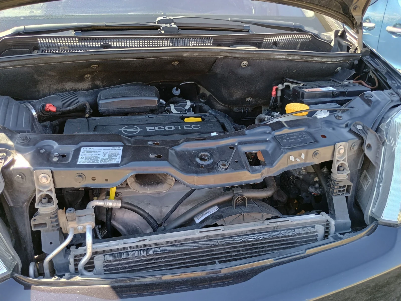 Opel Meriva 1.6i - изображение 8