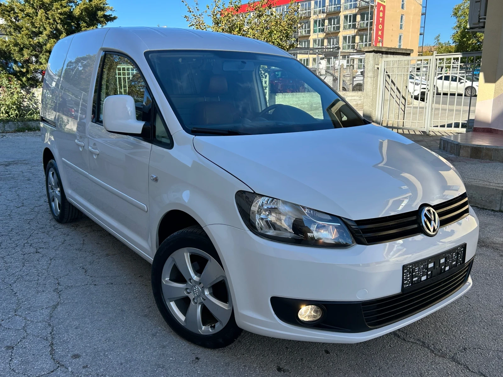 VW Caddy 1.6TDI EXCLUSIVE EURO 5 | Mobile.bg — изображение 3