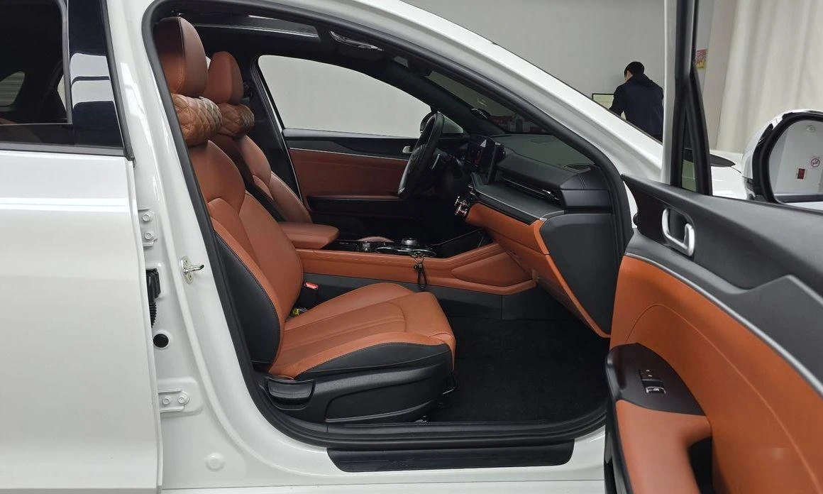 Kia K5 2.0 Prestige * -   *  | Mobile.bg   11