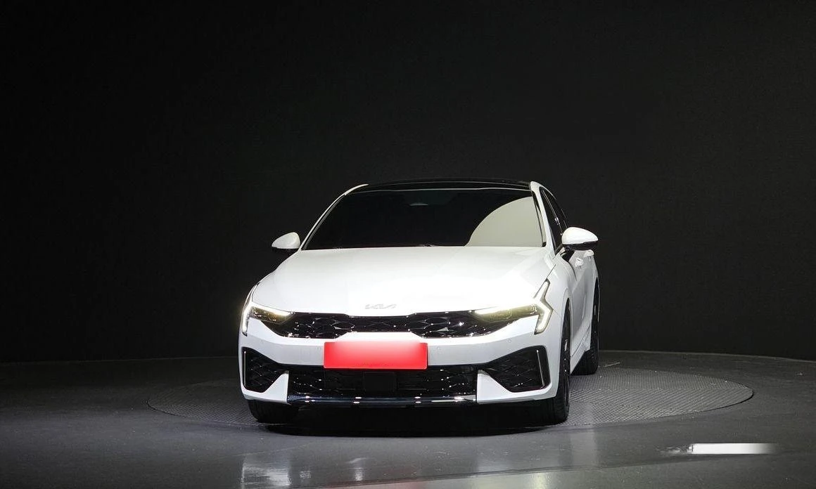 Kia K5 2.0 Prestige * НАЙ-ДОБРА ЦЕНА В БЪЛГАРИЯ*  - изображение 3