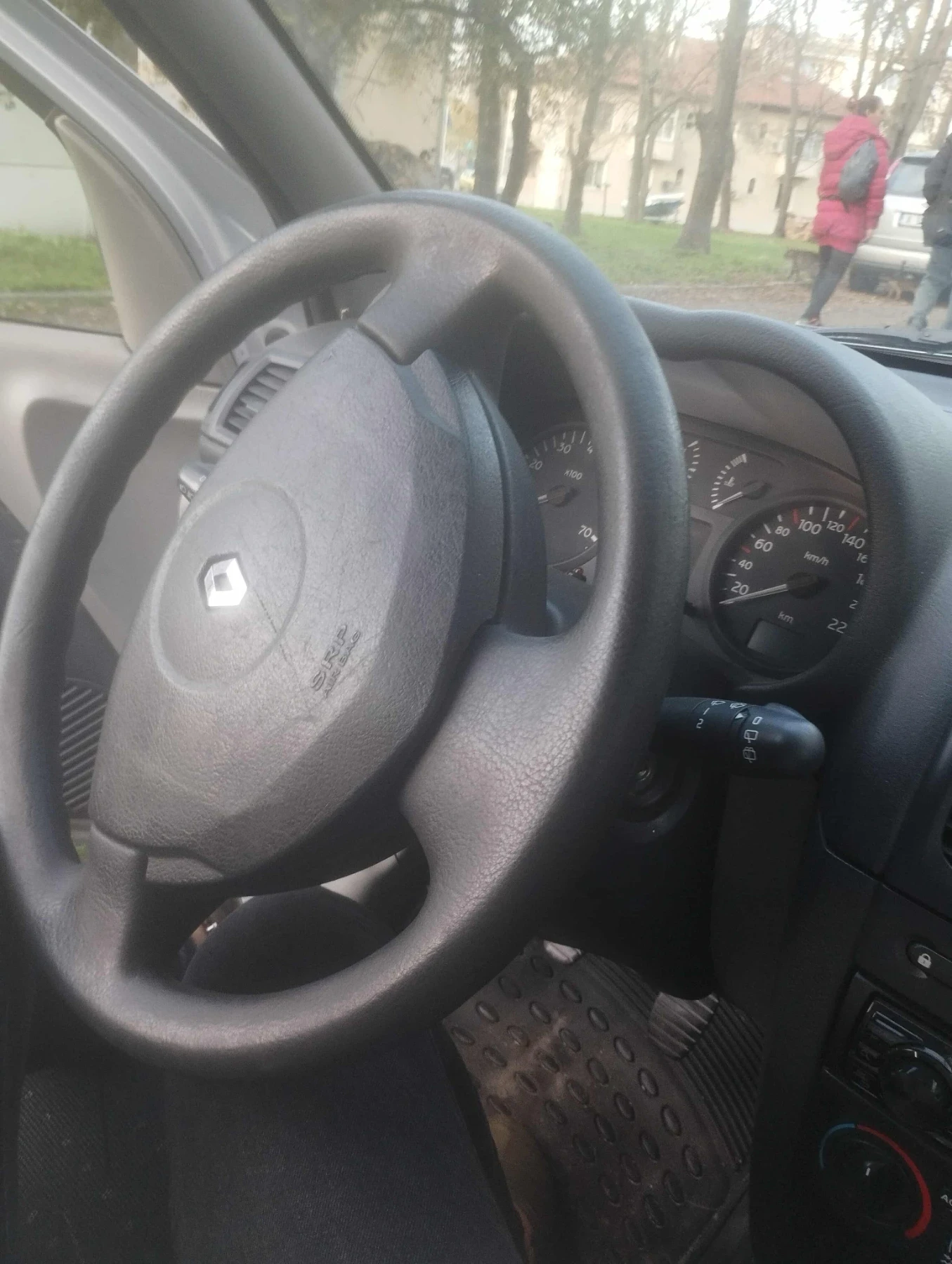 Renault Clio | Mobile.bg   3