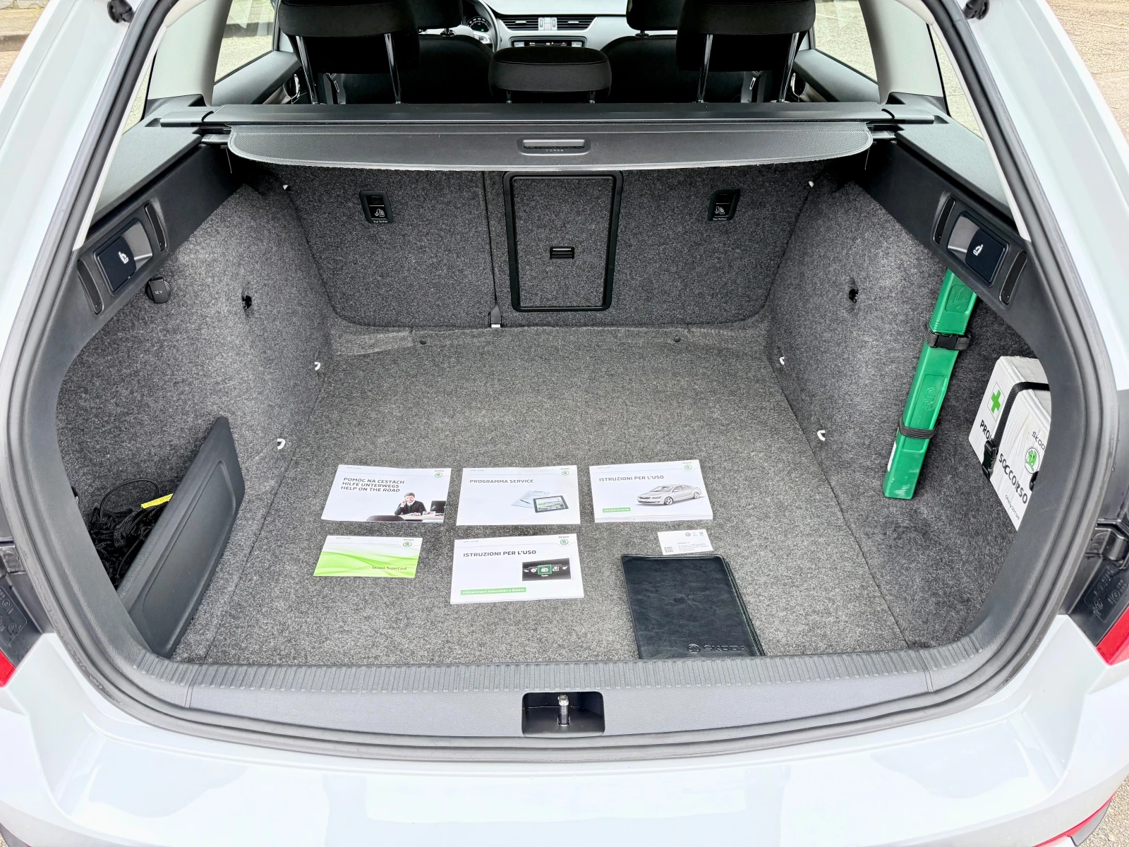 Skoda Octavia SCOUT* 2.0TDI-184k.c.* DSG* 4X4* KeyLess* ������*  | Mobile.bg � ����������� 16