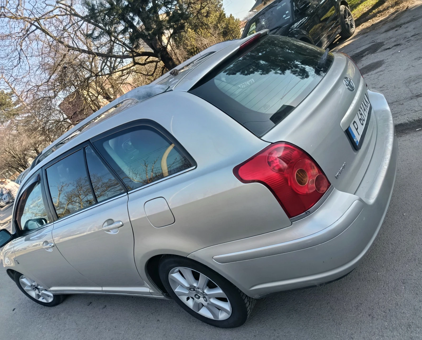 Toyota Avensis, снимка 2 - Автомобили и джипове - 53710505