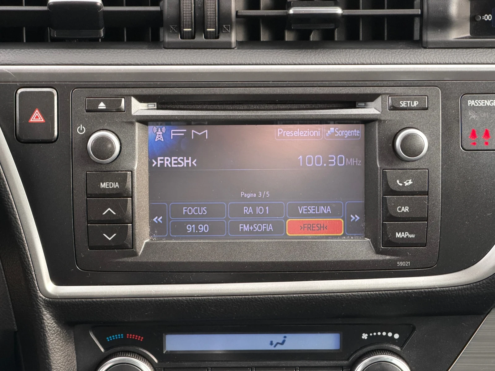 Toyota Auris 1.4 d4d/����/������ | Mobile.bg � ����������� 12