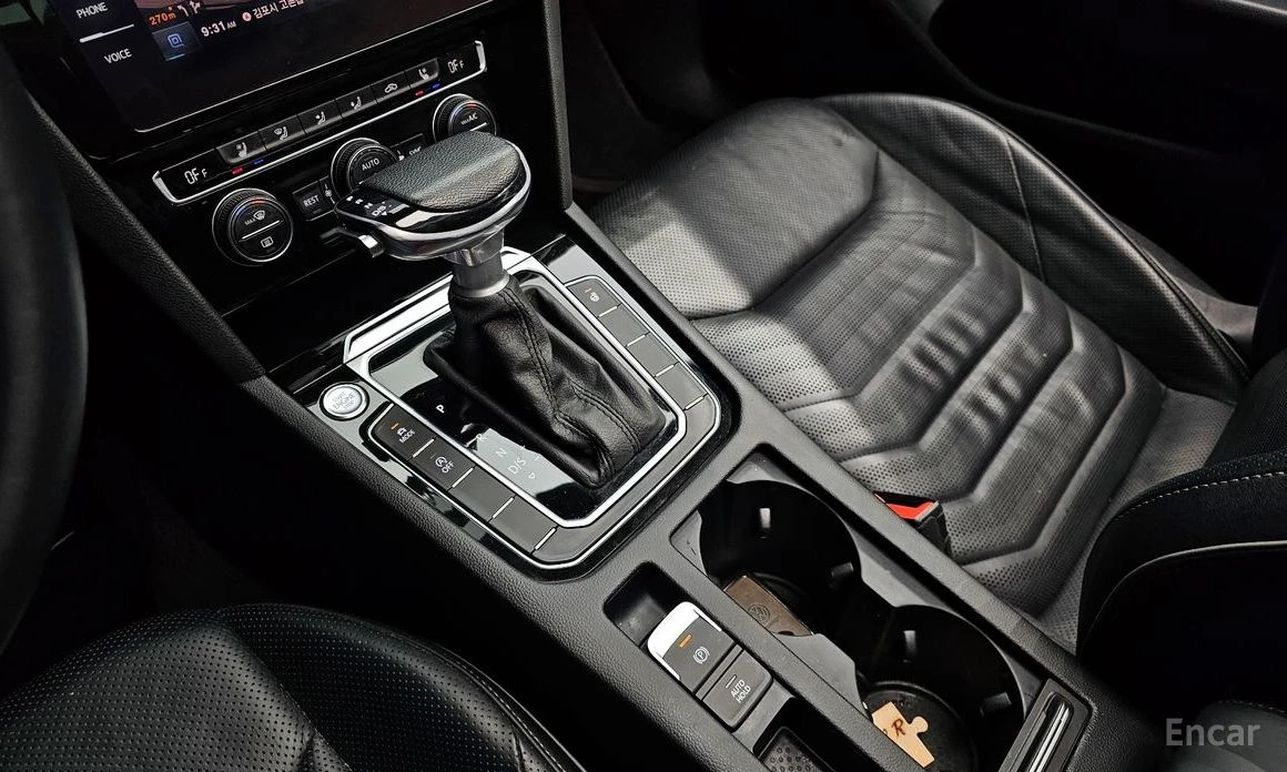 VW Arteon * 2.0TDI* PRESTIGE* FULL* ФИКСИРАНА ЦЕНА* , снимка 9 - Автомобили и джипове - 53911468