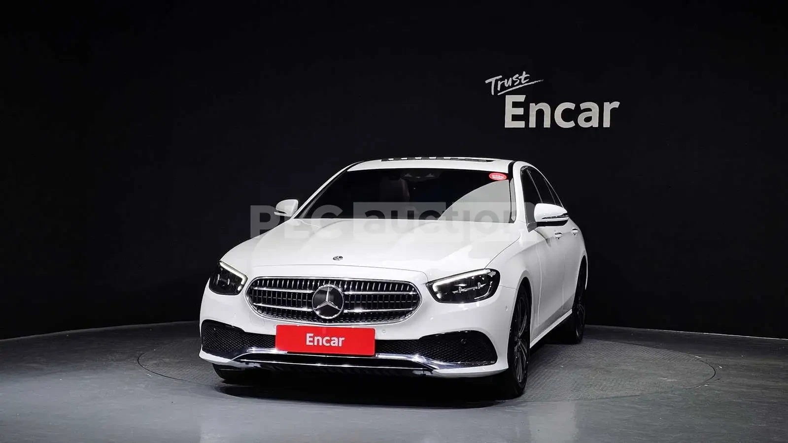 Mercedes-Benz E 250 2021* 9G TRONICK* DIGITAL* KEYLESS* AMBIENT* КРАЙН