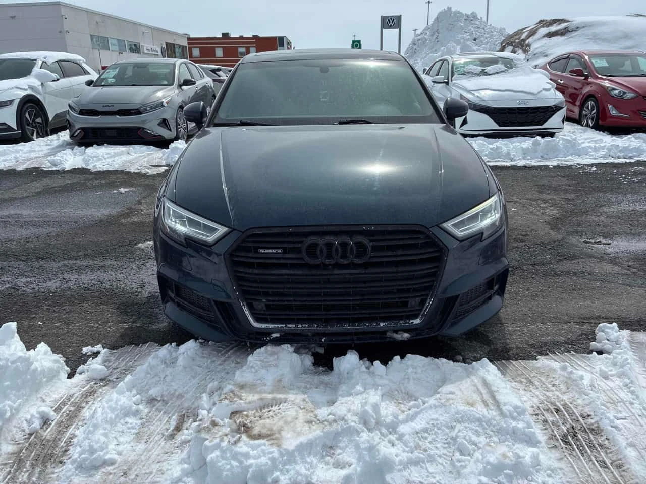 Audi A3  S LINE/Technik/CARFAX/ГУМИ+ ДЖАНТИ/ПОДГРЕВ/КЛИП