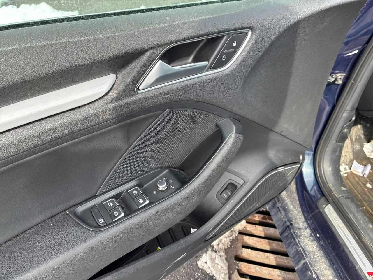 Audi A3  S LINE/Technik/CARFAX/ГУМИ+ ДЖАНТИ/ПОДГРЕВ/КЛИП, снимка 10 - Автомобили и джипове - 53977975