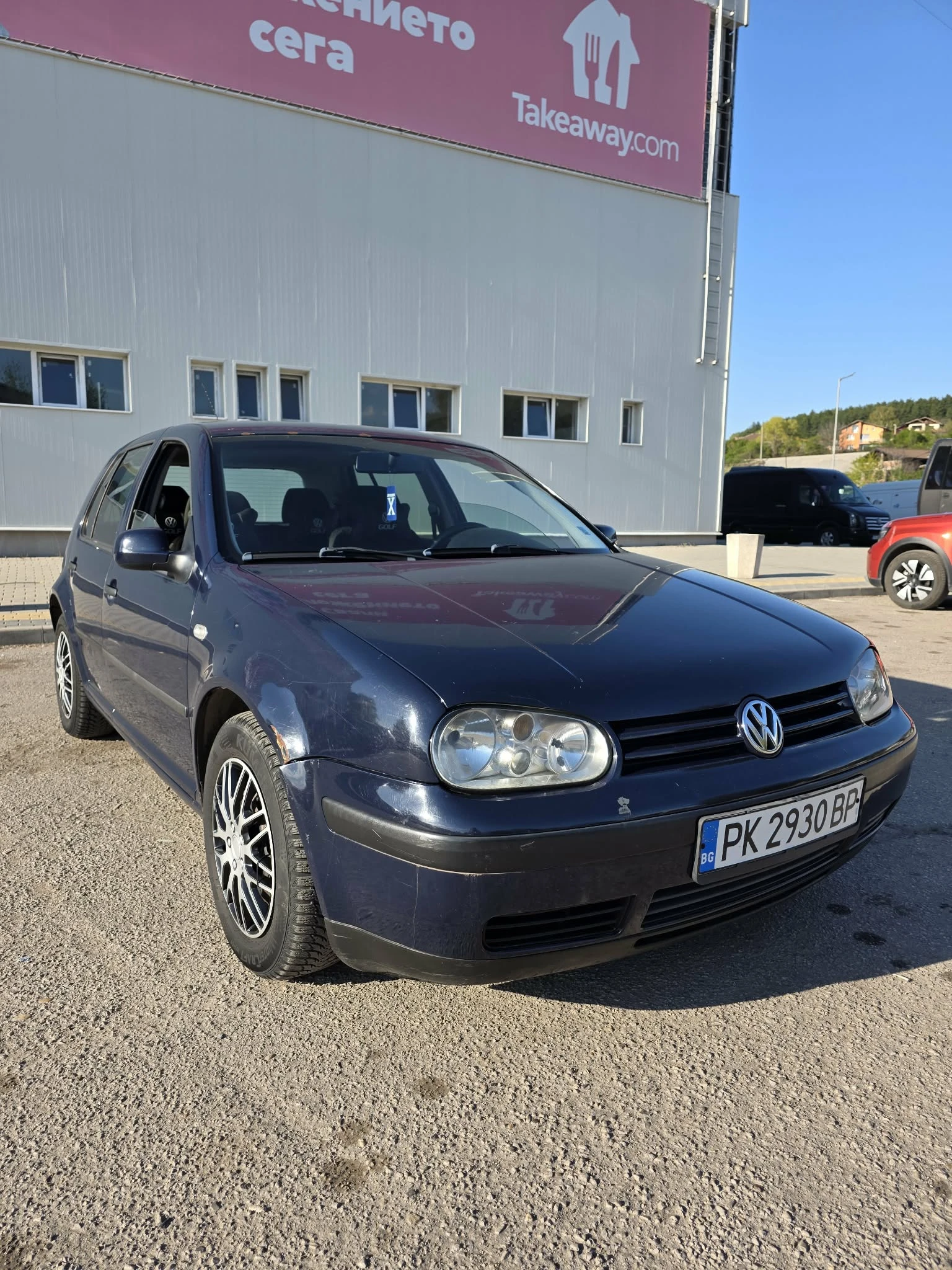 VW Golf 1.9 TDI, снимка 3 - Автомобили и джипове - 54429651