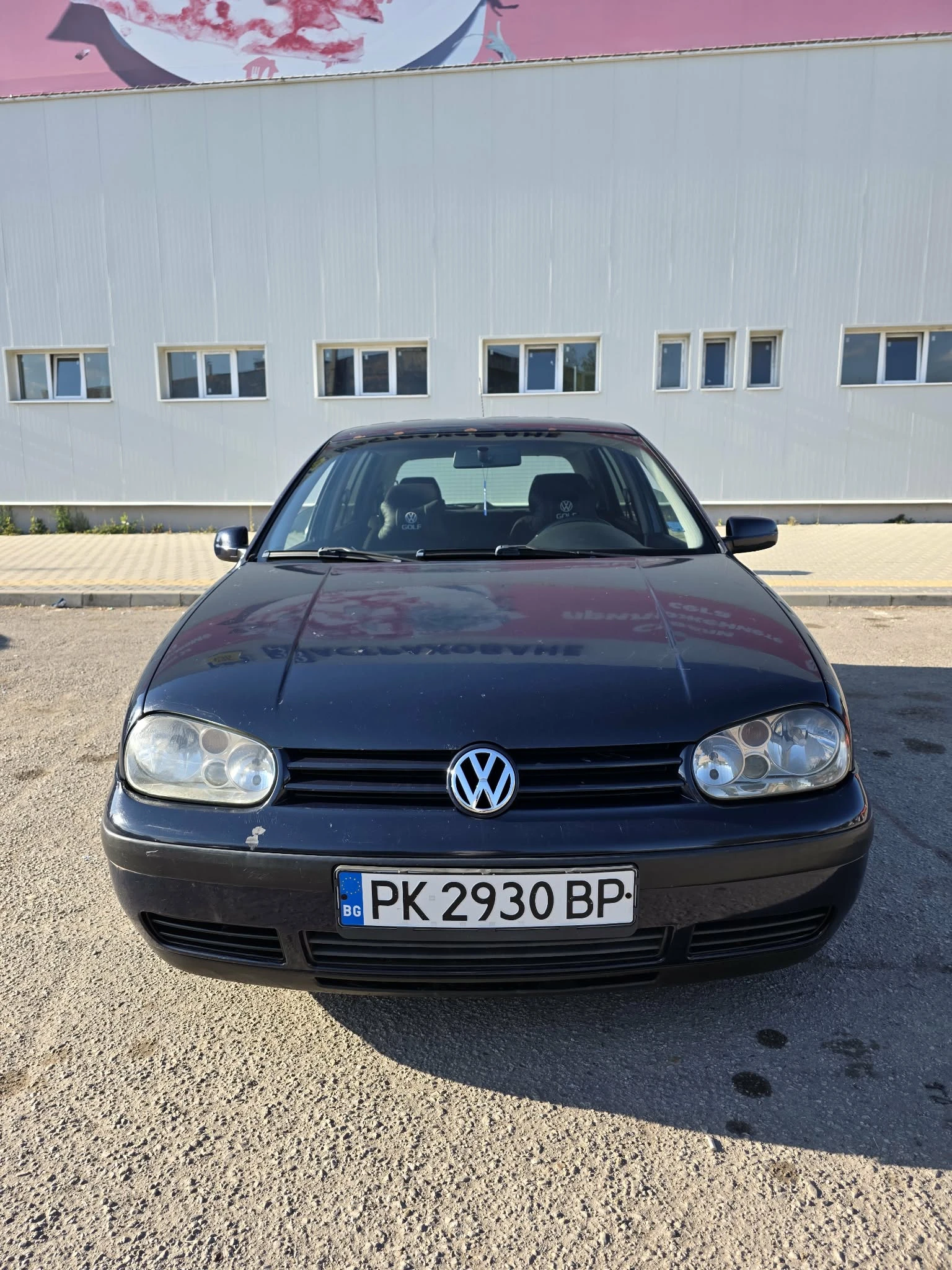 VW Golf 1.9 TDI, снимка 2 - Автомобили и джипове - 54429651