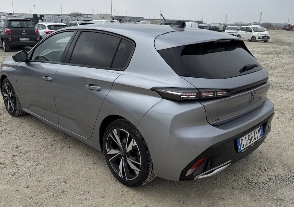 Peugeot 308 Allure BlueHDi 130, снимка 2 - Автомобили и джипове - 54050915