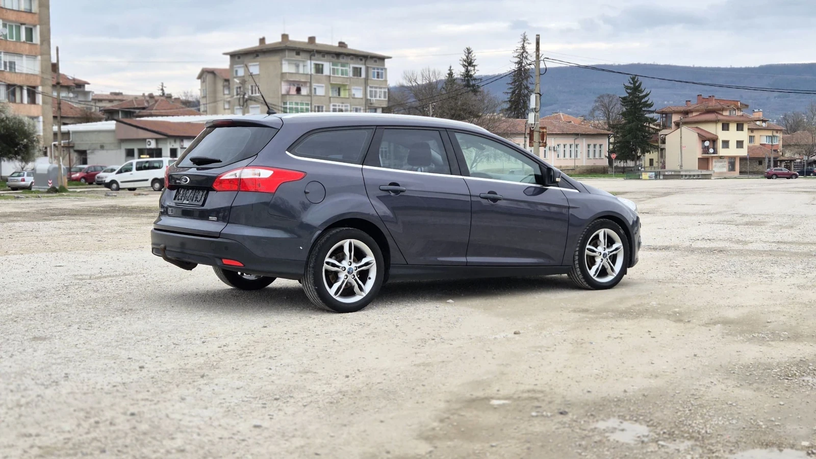 Ford Focus Titanium 1.6 TDCi ECOnetic , снимка 5 - Автомобили и джипове - 54059181