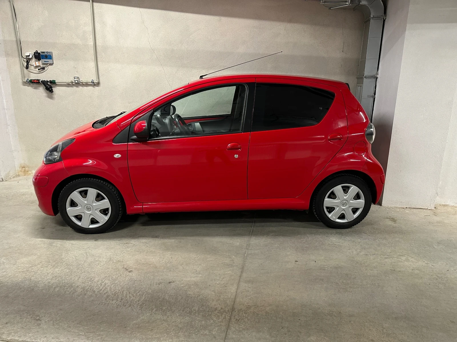 Toyota Aygo 1.0 ��������� 72 000 ��.  | Mobile.bg � ����������� 9