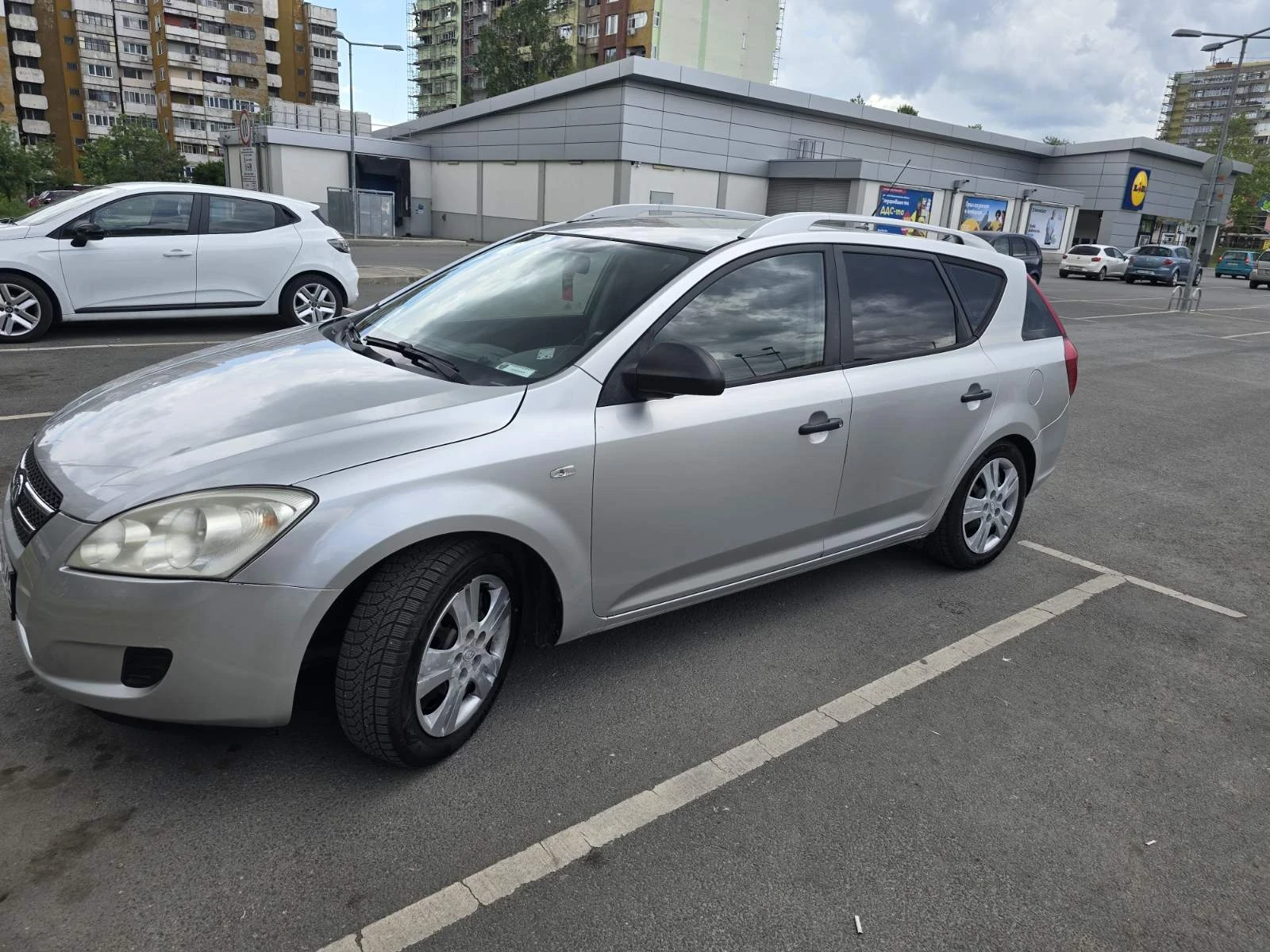 Kia Ceed, снимка 5 - Автомобили и джипове - 54568823