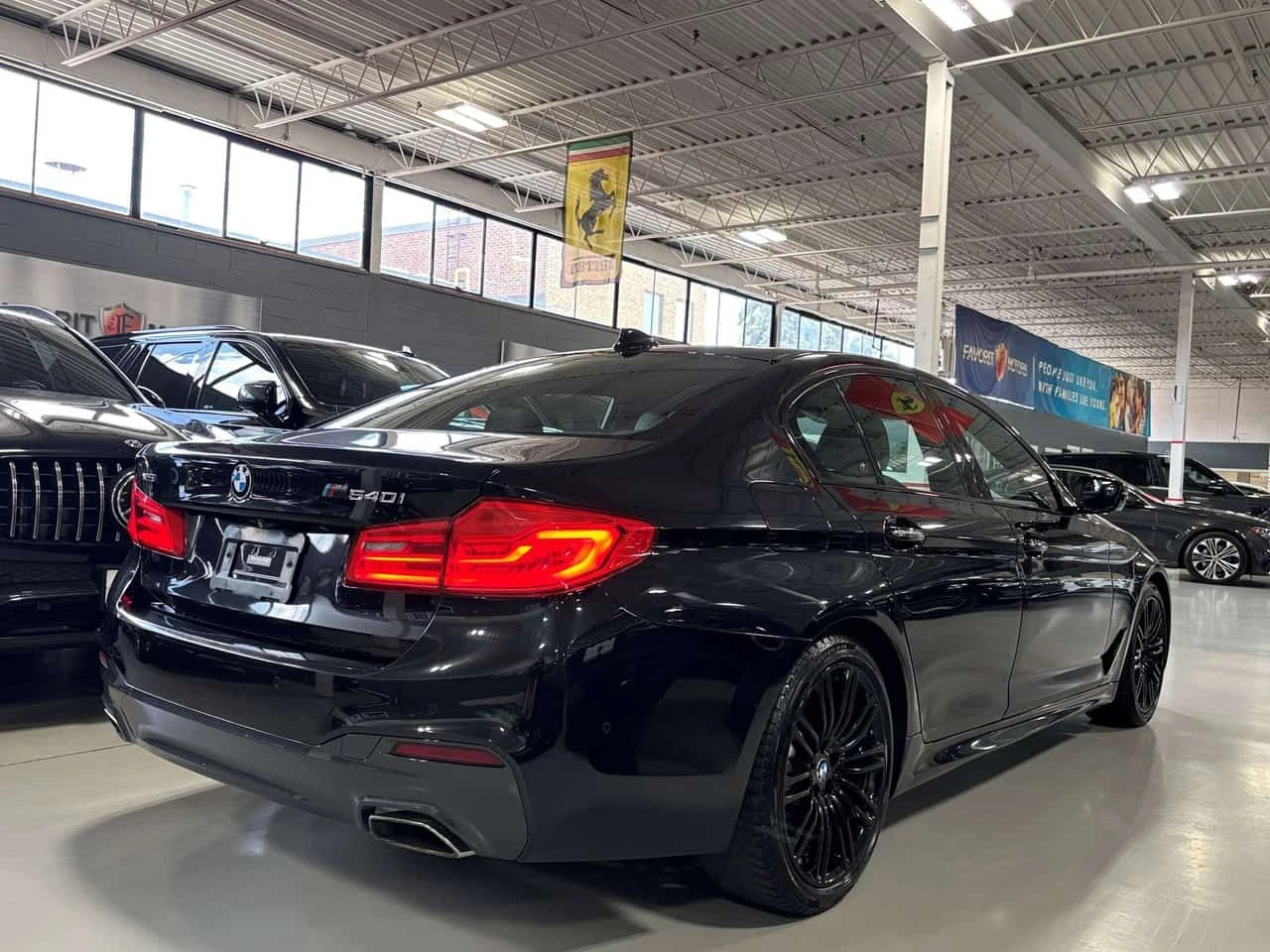 BMW 540 * xDrive * CARFAX * ЦЕНА ДО БГ, снимка 4 - Автомобили и джипове - 54645670
