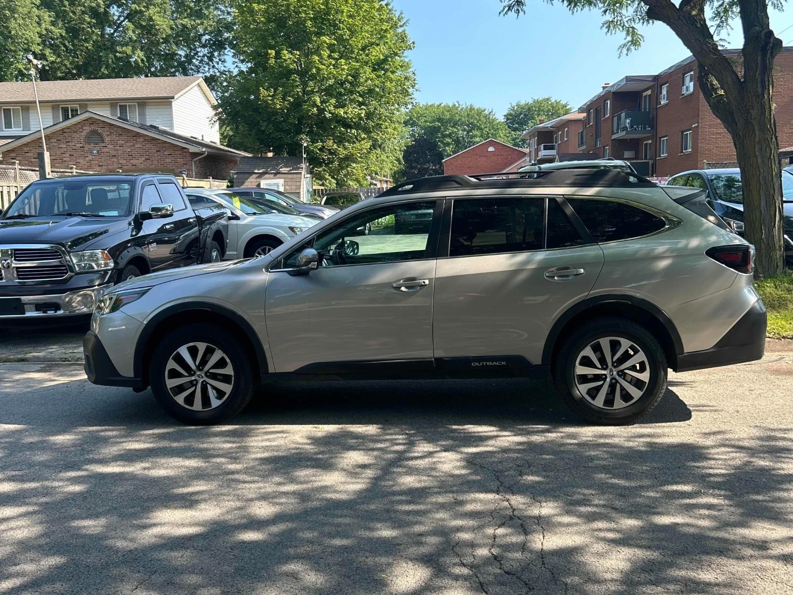 Subaru Outback Touring* Back cam* Шибидах* Keyless* 2ключа* Подгр, снимка 2 - Автомобили и джипове - 55548167