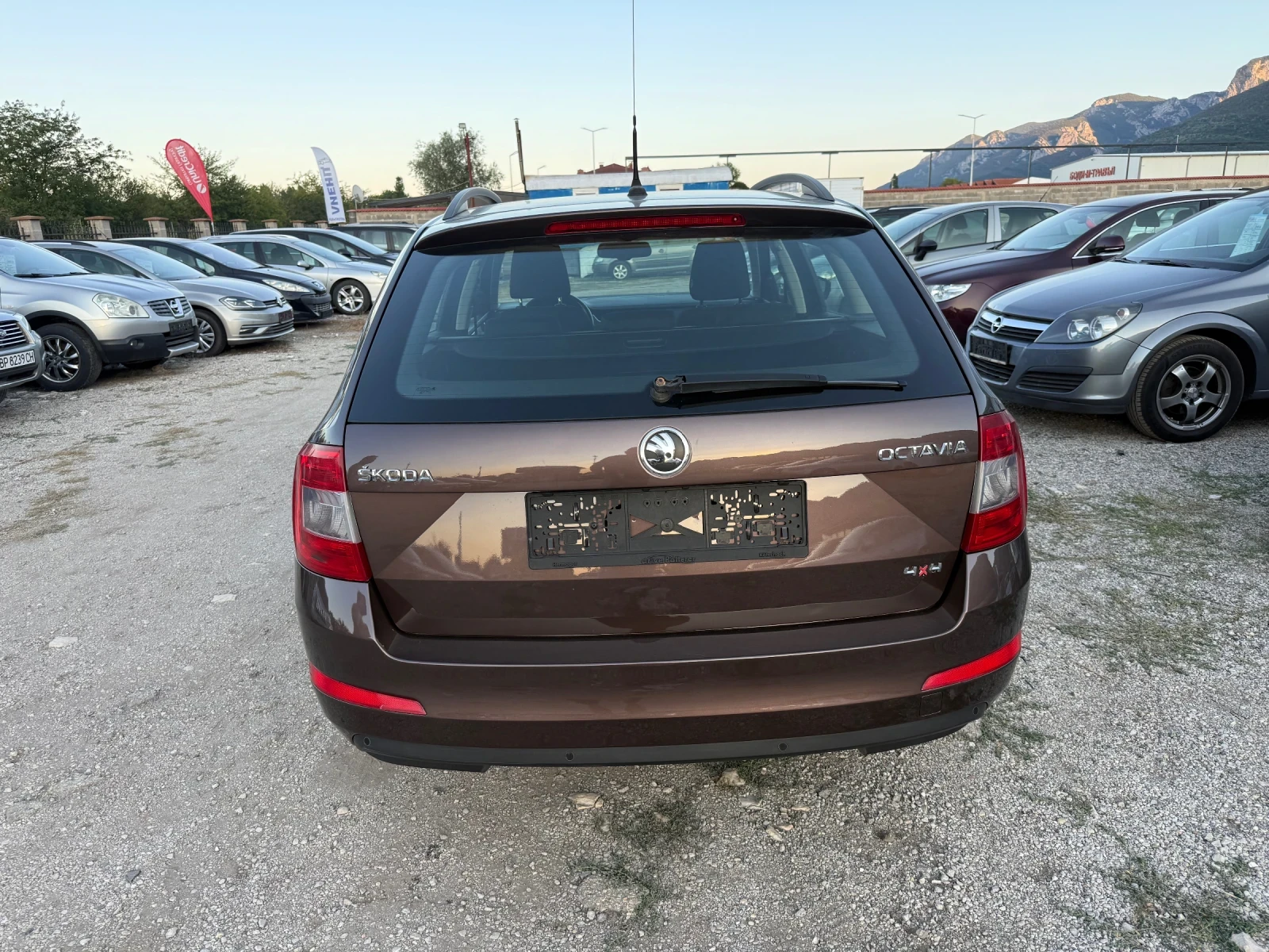 Skoda Octavia 1.6 TDI 4x4 111000км, снимка 7 - Автомобили и джипове - 55749806