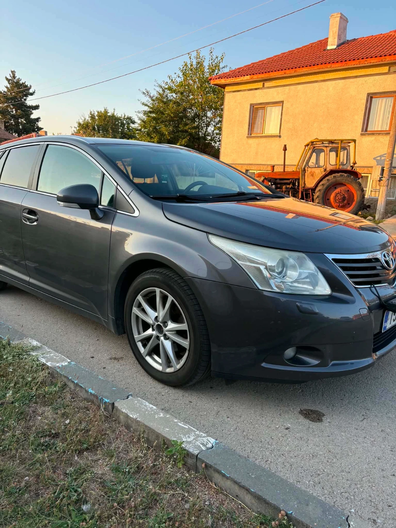 Toyota Avensis, снимка 3 - Автомобили и джипове - 55772767
