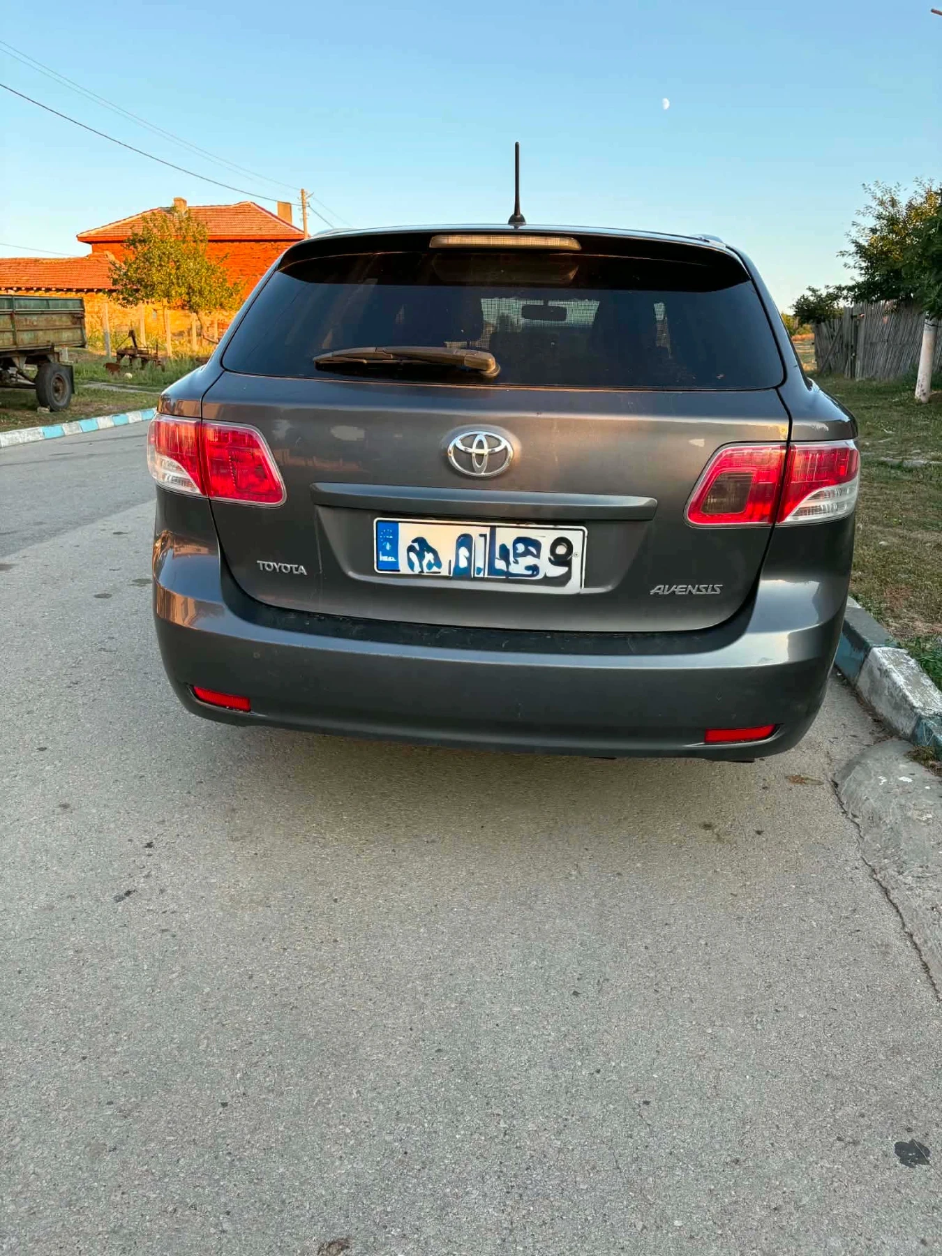 Toyota Avensis, снимка 6 - Автомобили и джипове - 55772767