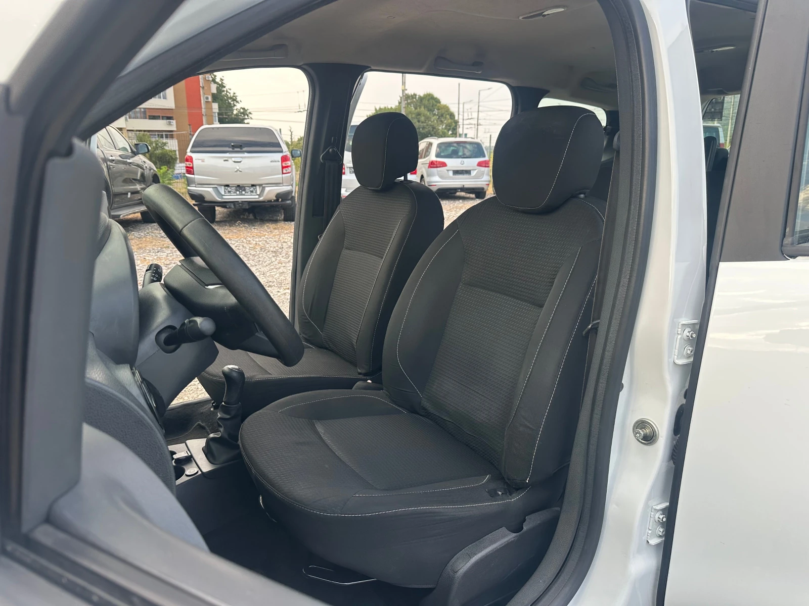 Dacia Lodgy 1.6i LPG 7MESTEN, снимка 9 - Автомобили и джипове - 55817019
