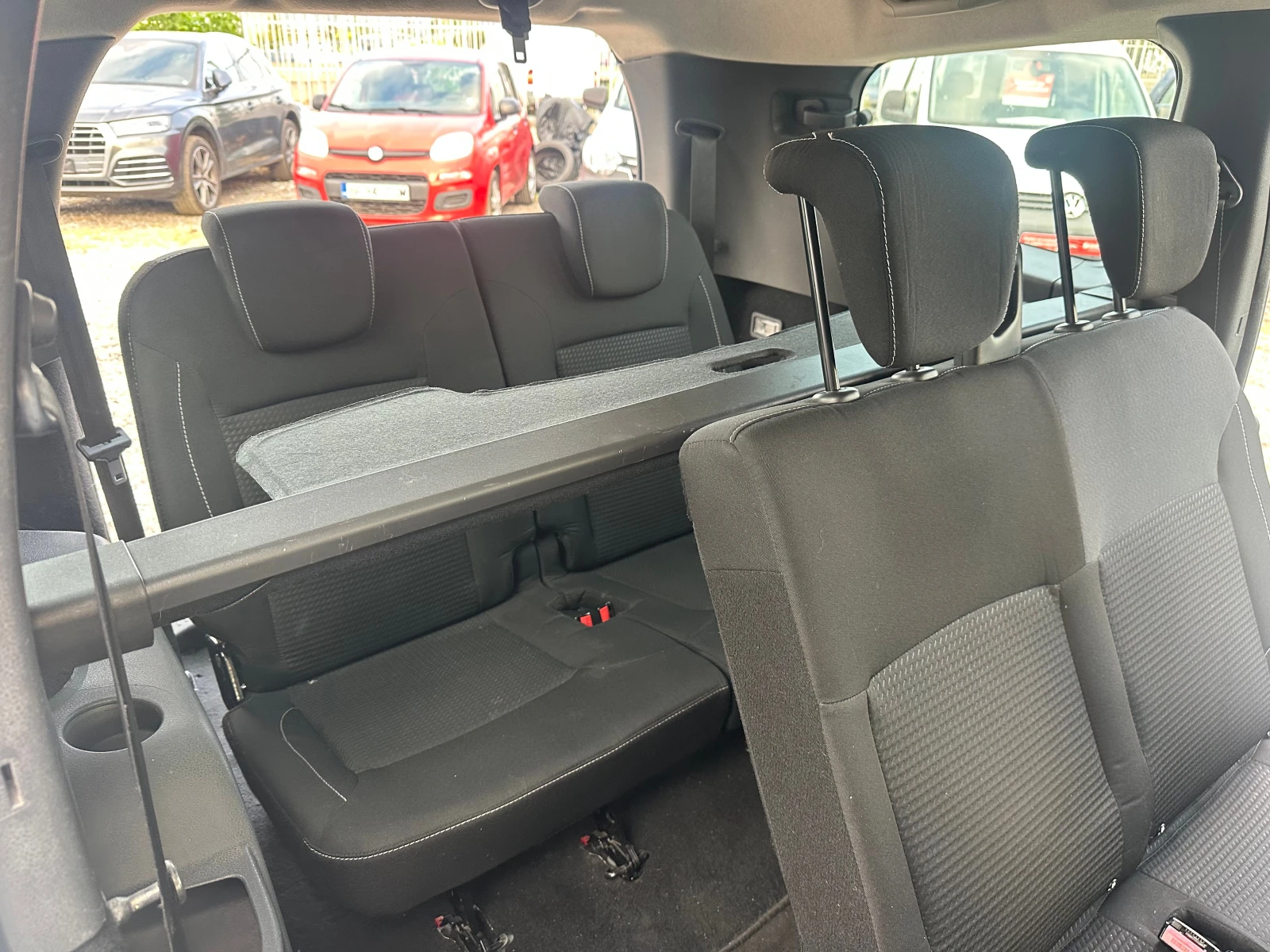 Dacia Lodgy 1.6i LPG 7MESTEN, снимка 13 - Автомобили и джипове - 55817019