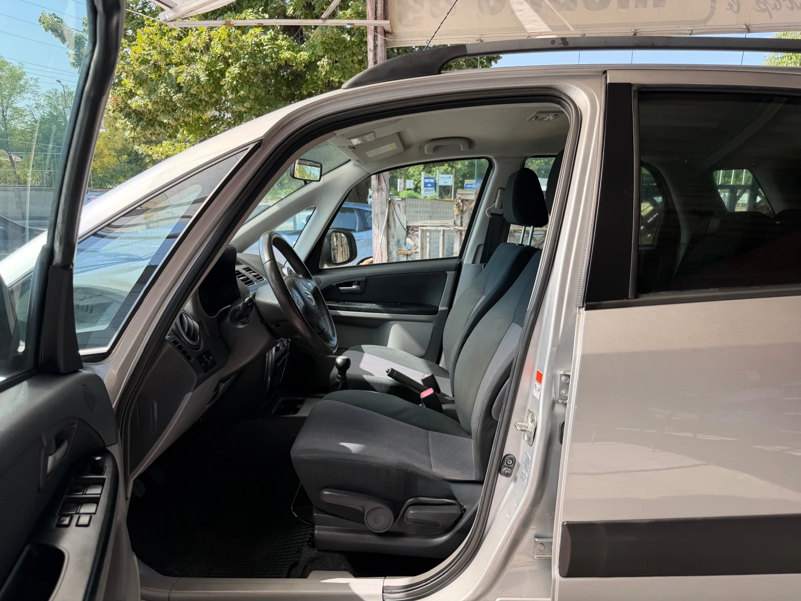 Suzuki SX4 1.6!4x4!ШВЕЙЦАРИЯ!!УНИКАТ!!ТОП СЪСТОЯНИЕ, снимка 7 - Автомобили и джипове - 55914487
