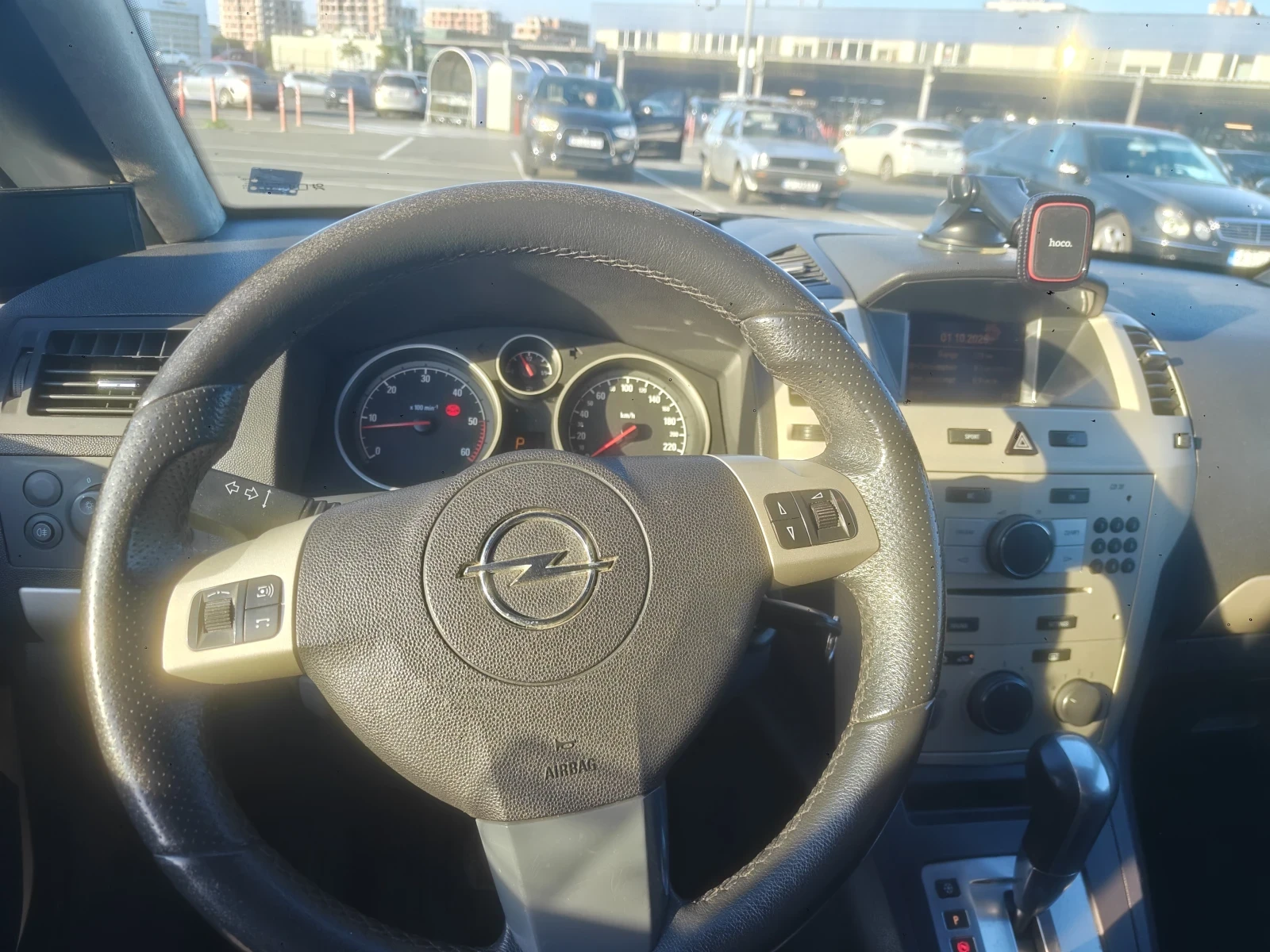 Opel Zafira 1, 9 Diesel Automatic , снимка 5 - Автомобили и джипове - 56315743