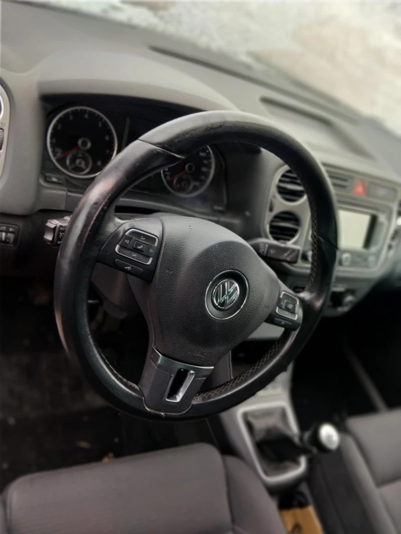 VW Tiguan 1.4 TSI, снимка 9 - Автомобили и джипове - 48455689