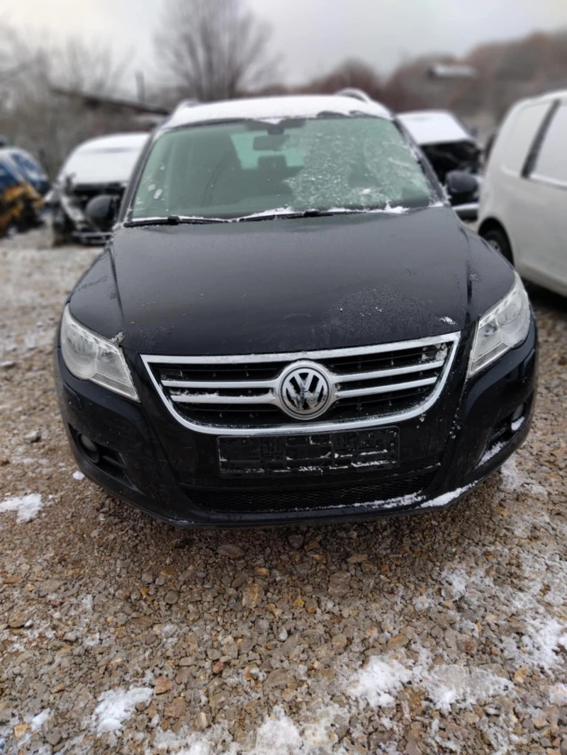 VW Tiguan 1.4 TSI, снимка 1 - Автомобили и джипове - 48455689