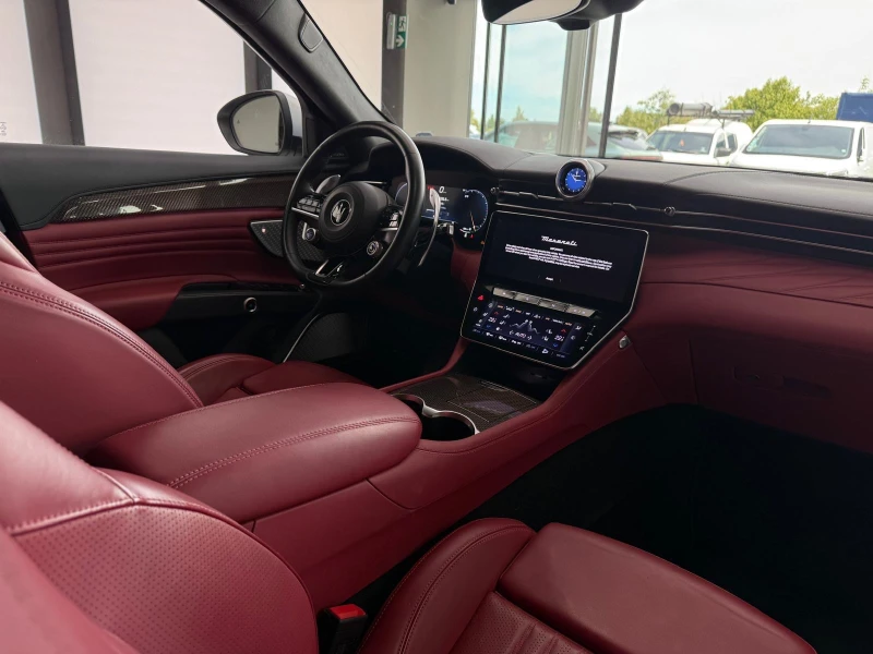 Maserati Grecale Modena, снимка 6 - Автомобили и джипове - 51579492