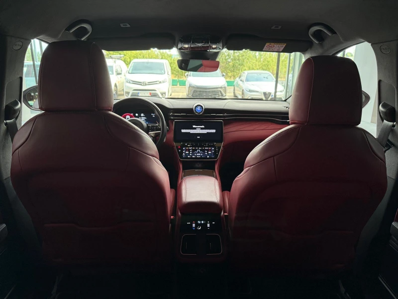 Maserati Grecale Modena, снимка 9 - Автомобили и джипове - 51579492