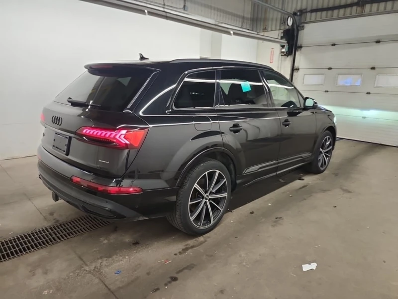 Audi Q7 * PROGRESSIV * CARFAX * ЦЕНА ДО БЪЛГАРИЯ, снимка 3 - Автомобили и джипове - 52695915