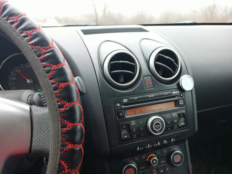 Nissan Qashqai, снимка 7 - Автомобили и джипове - 52929571