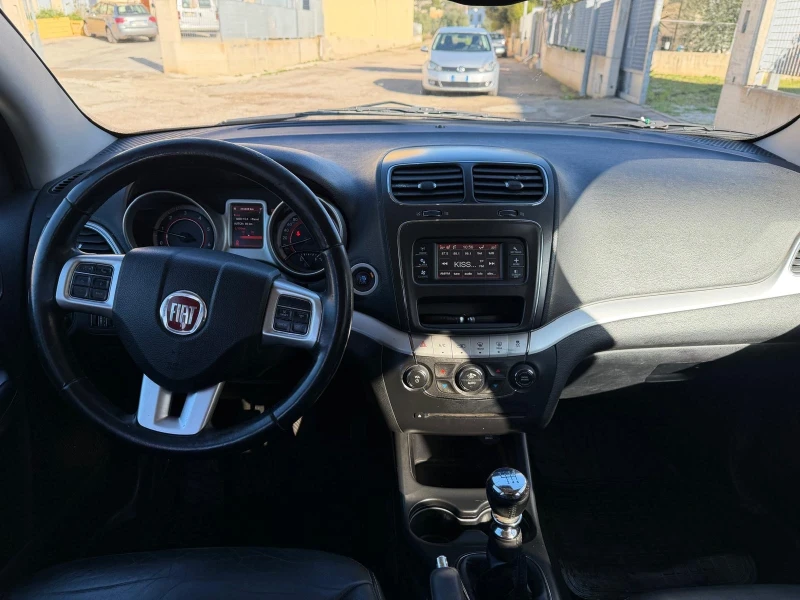 Fiat Freemont DVD* 6+ 1* 2.0d 140hp* 2013г* КОЖА* ПОДГРЕВ* , снимка 6 - Автомобили и джипове - 53041262