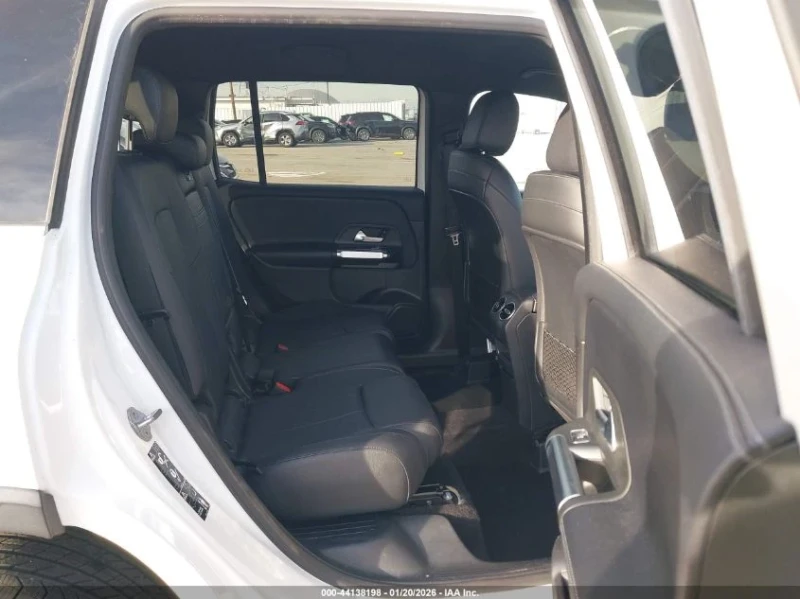 Mercedes-Benz GLB | ЦЕНА ДО БЪЛГАРИЯ | , снимка 8 - Автомобили и джипове - 53462172