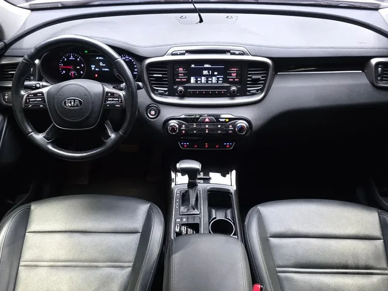 Kia Sorento Diesel 2.0 2Wd Prestige, снимка 7 - Автомобили и джипове - 55652808