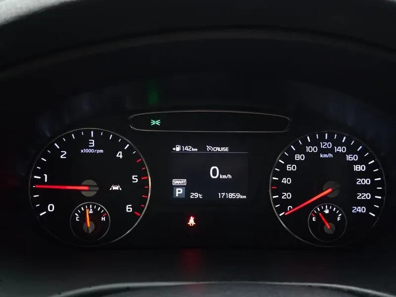 Kia Sorento Diesel 2.0 2Wd Prestige, снимка 8 - Автомобили и джипове - 55652808