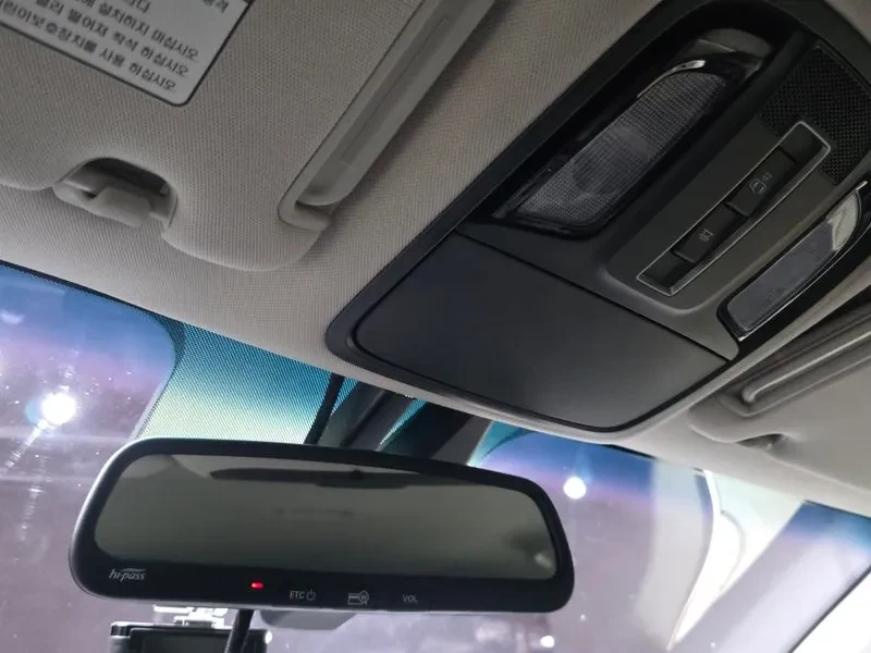 Kia Sorento Diesel 2.0 2Wd Prestige, снимка 16 - Автомобили и джипове - 55652808