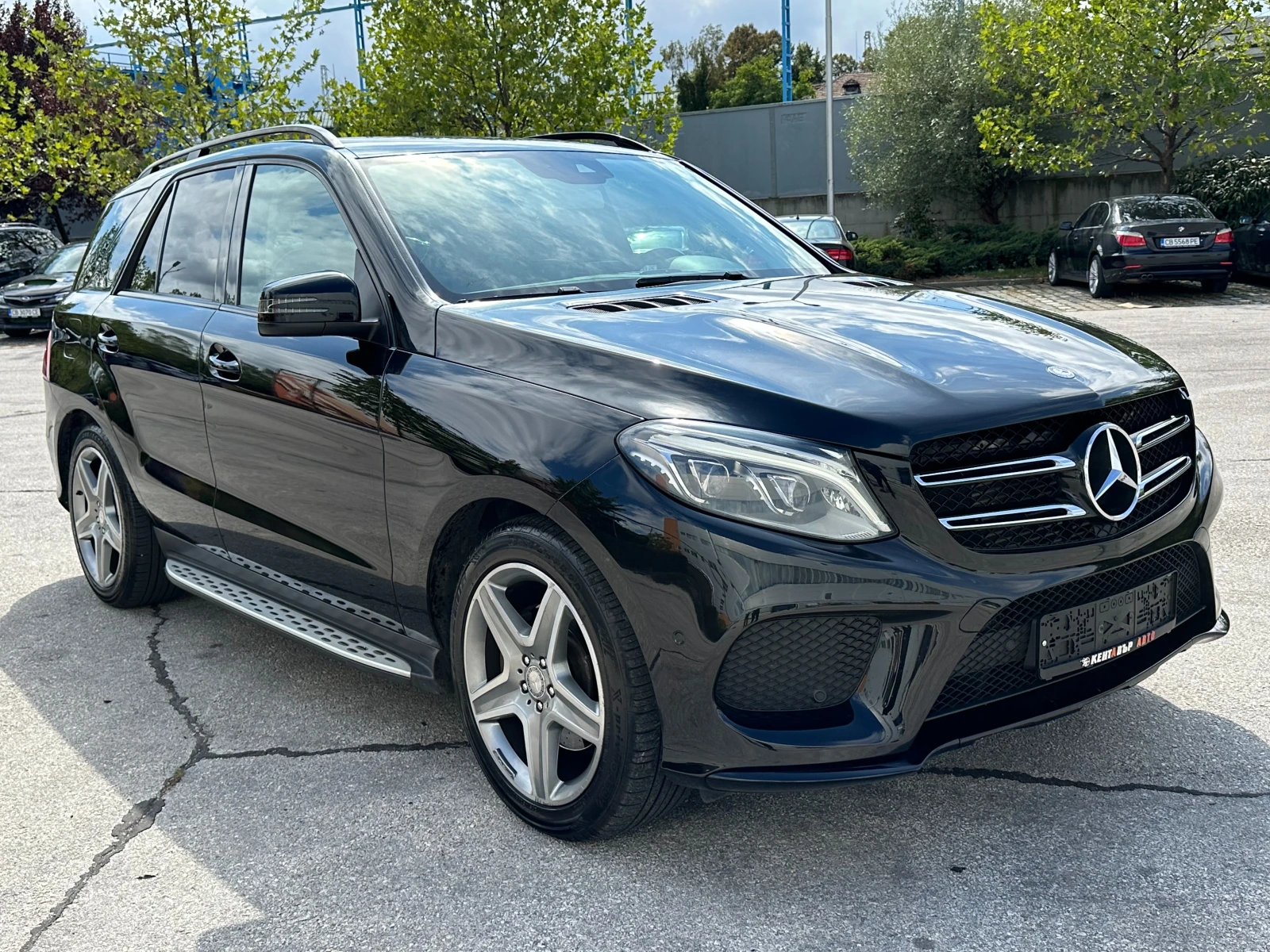 Mercedes-Benz GLE 250 4-MATIC.AMG Line - изображение 6