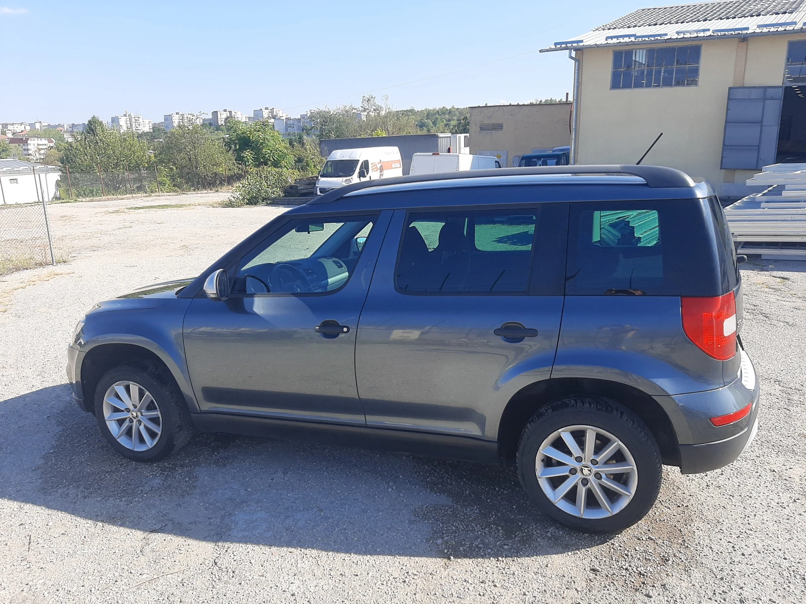 Skoda Yeti 1.6TDI GREENLINE - изображение 6