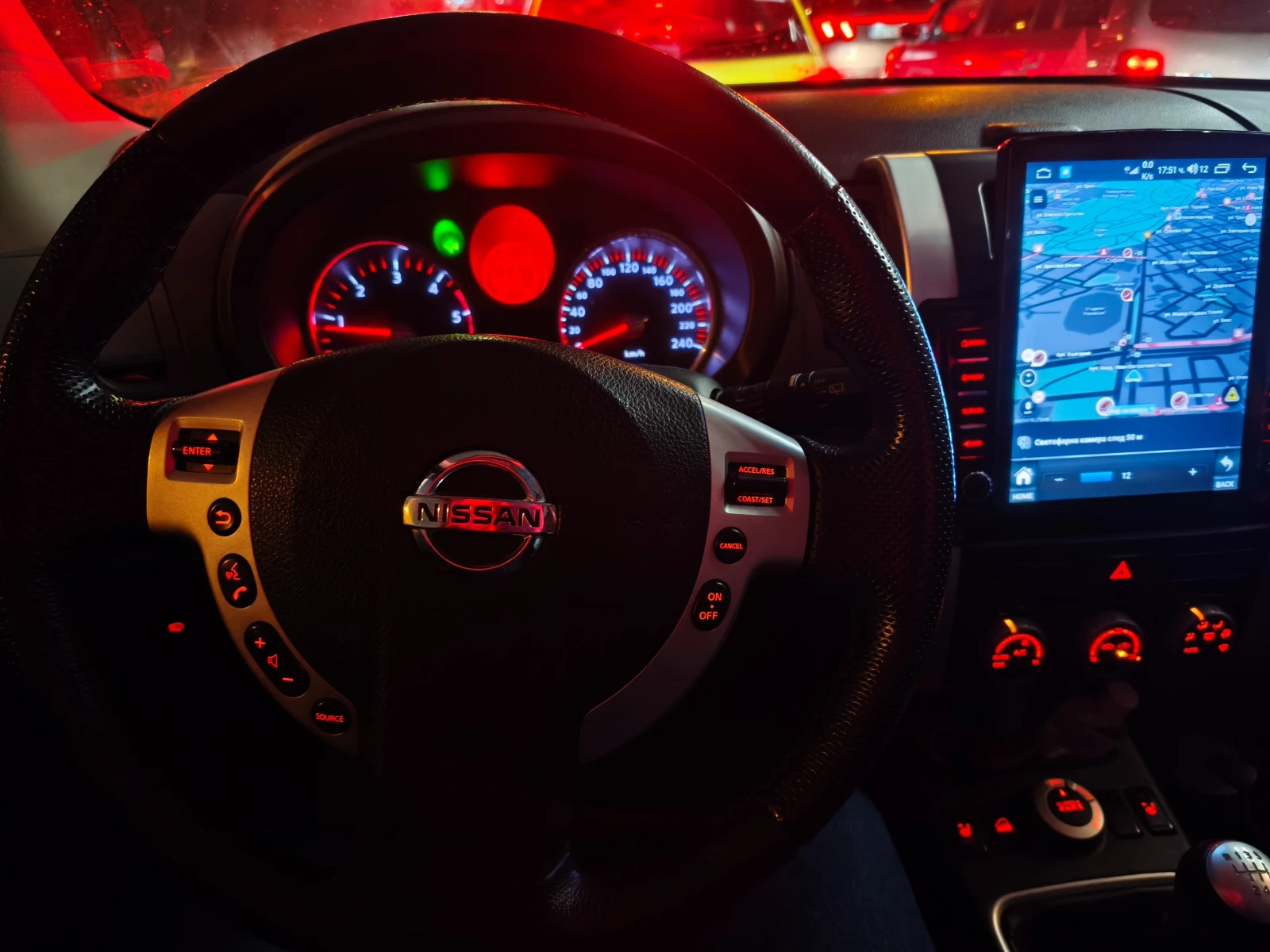 Nissan X-trail, снимка 13 - Автомобили и джипове - 53915208