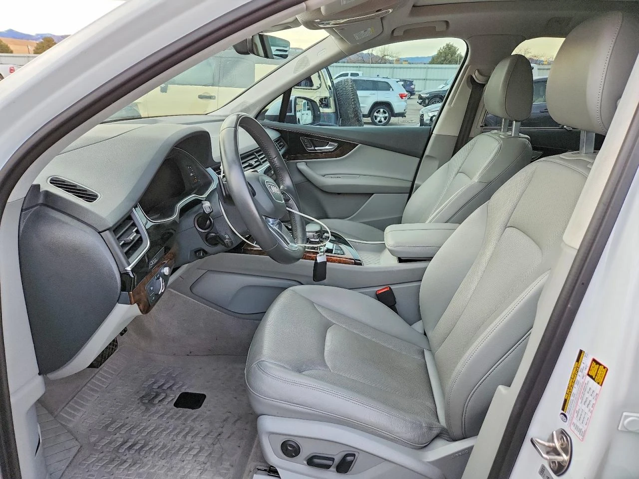 Audi Q7 3.0l Prestige, снимка 7 - Автомобили и джипове - 54038953